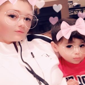 Meet your Posher, Kylie